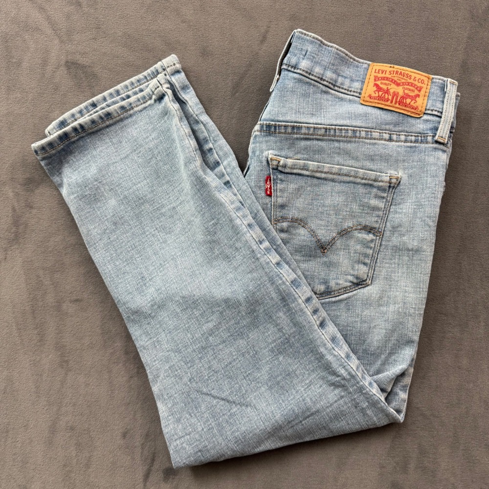 Levis 311 Shaping Skinny Capri Jeans Light Wash Denim Size 28 Womens